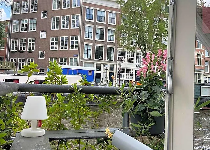 Hotel Houseboat Bonnie à Amsterdam